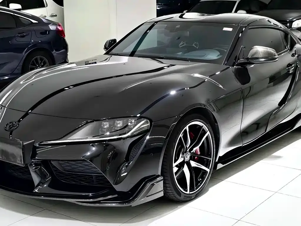 Toyota Supra — фото 1