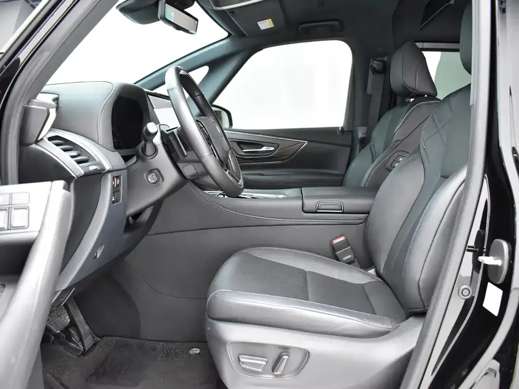 Toyota Vellfire — фото 7