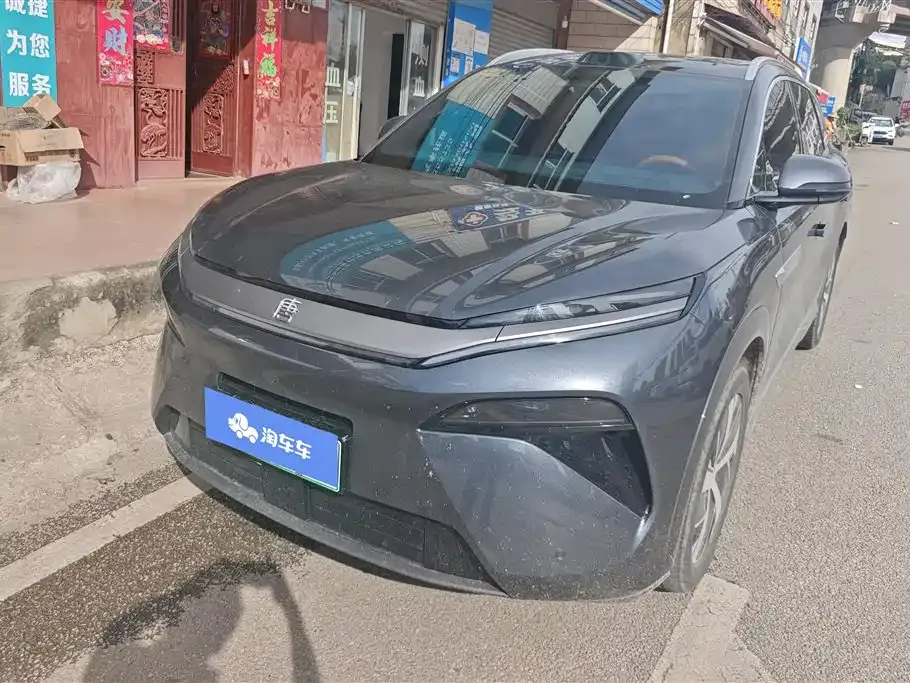 BYD Tang L — фото 1