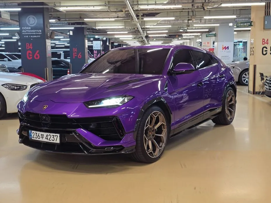 Lamborghini Urus — фото 10