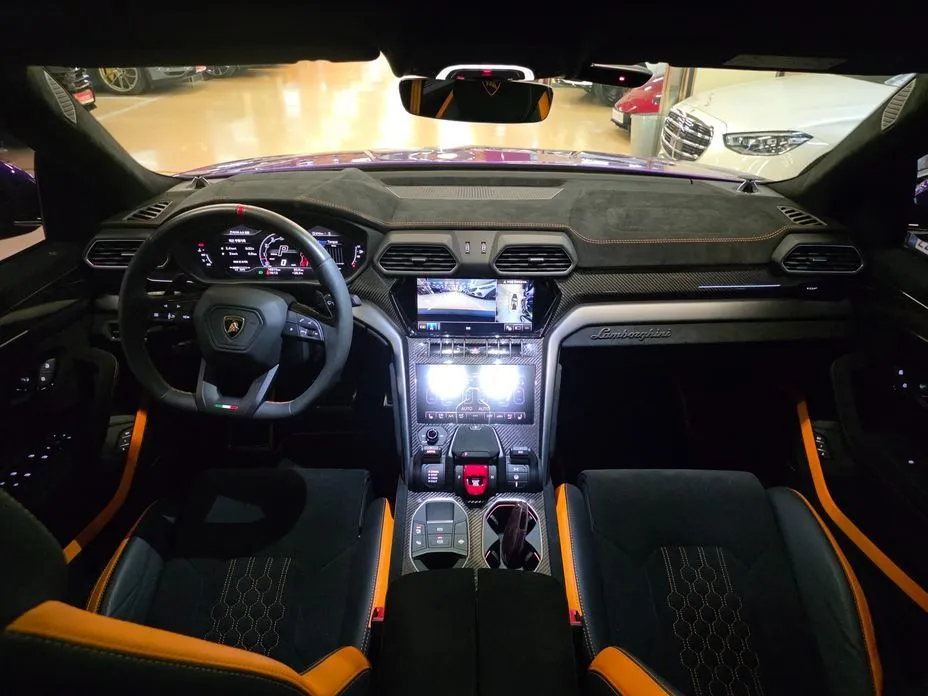 Lamborghini Urus — фото 9