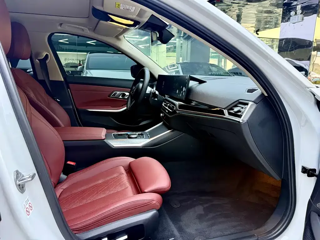 BMW i3 — фото 9