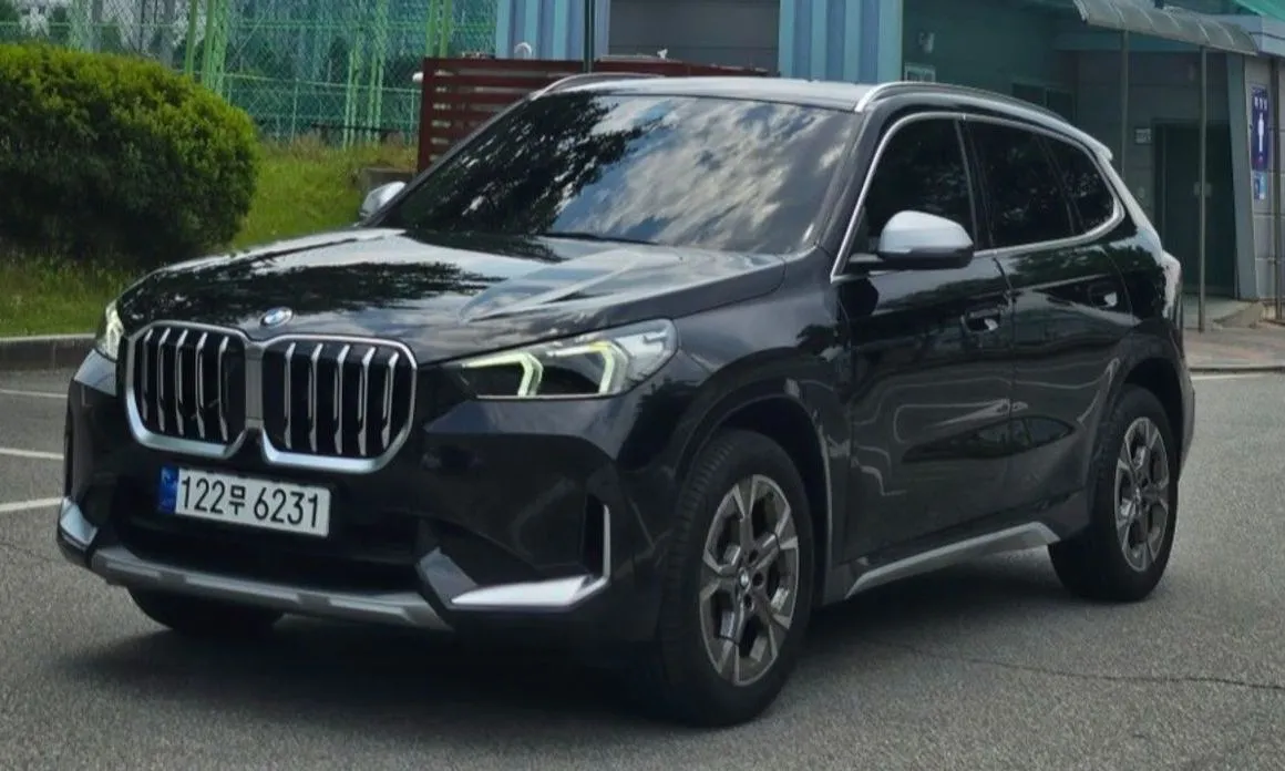 BMW X1 — фото 1