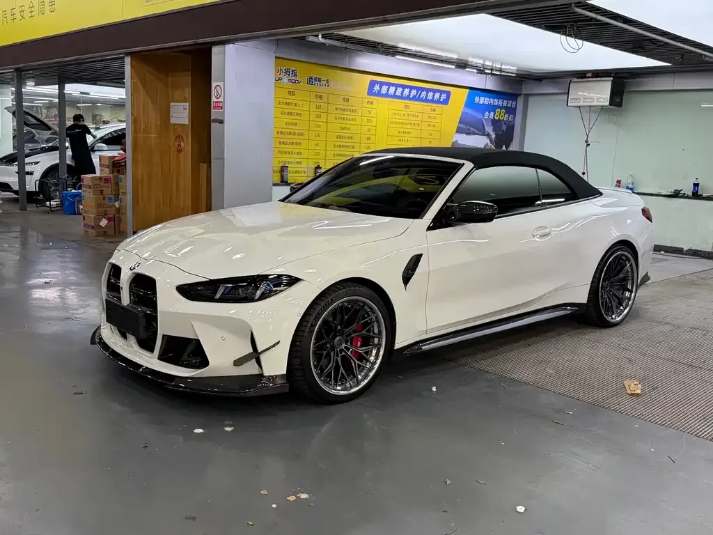 BMW M4 — фото 1