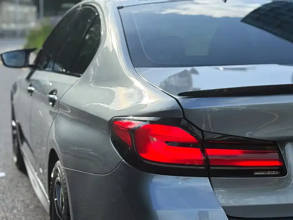 BMW 5 Series (Import) — фото 3