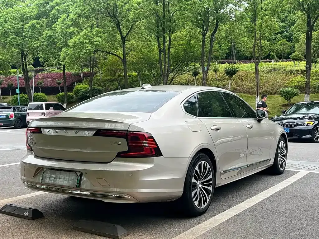 Volvo S90 PHEV — фото 6