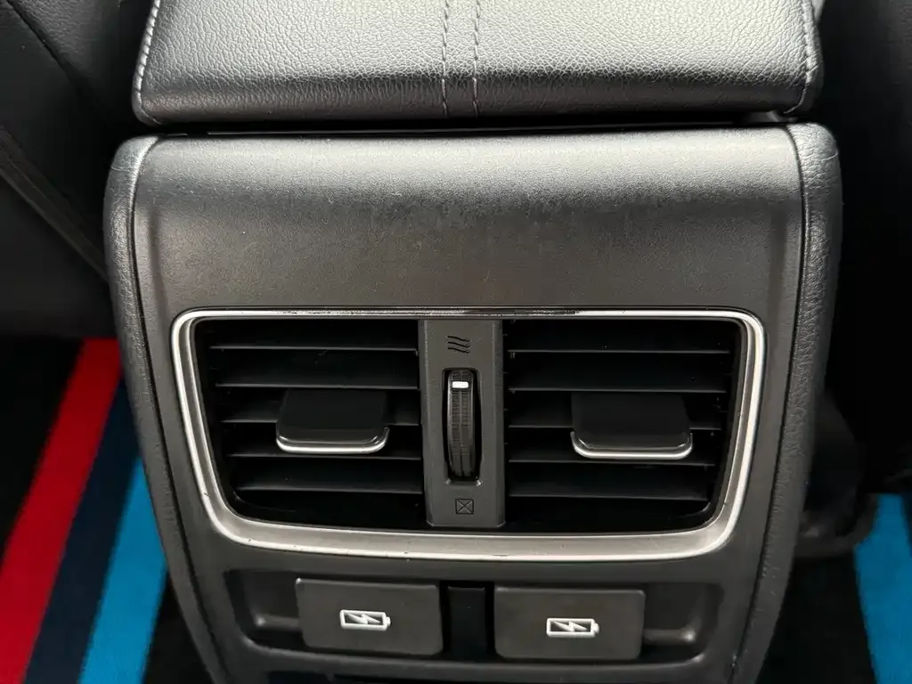 Honda Accord — фото 6
