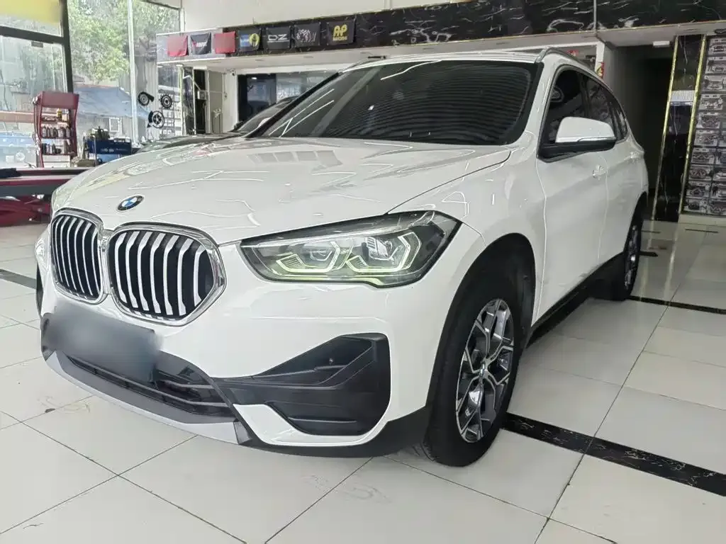 BMW X1 — фото 4