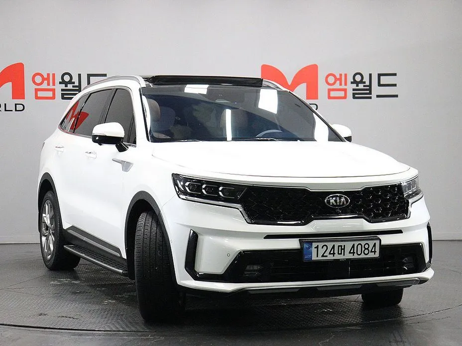 Kia Sorento — фото 6