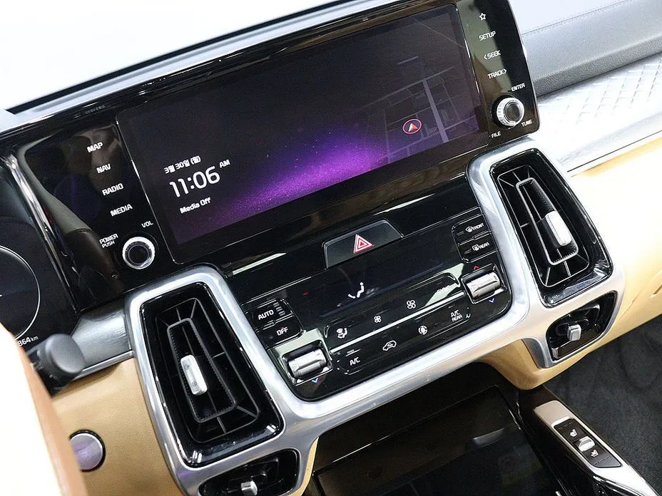 Kia Sorento — фото 5