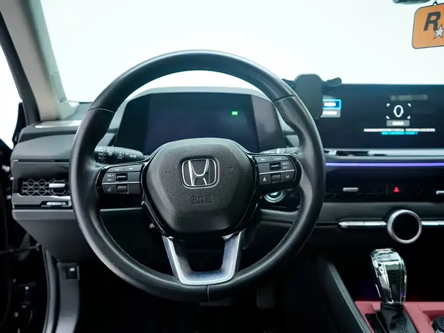 Honda Accord — фото 5