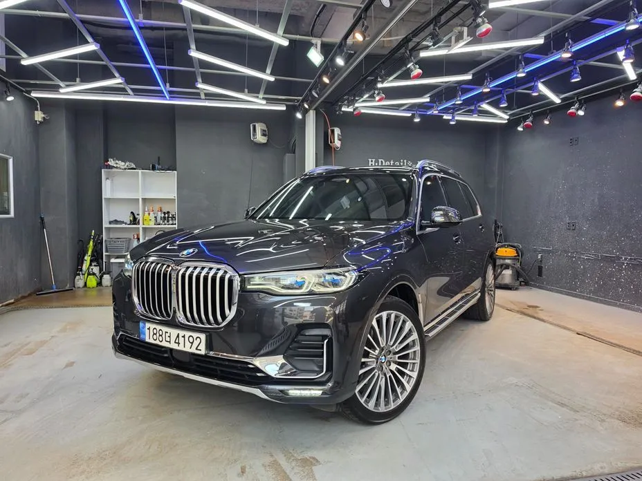 BMW X7 — фото 2