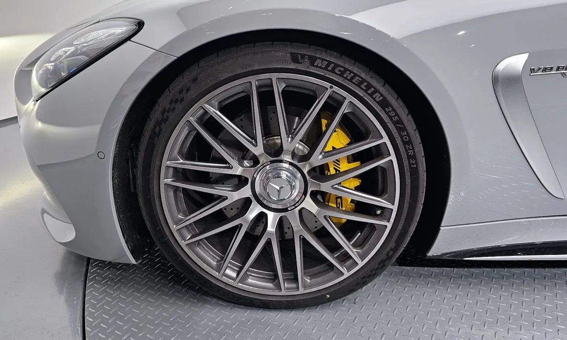 Mercedes-Benz AMG GT — фото 6