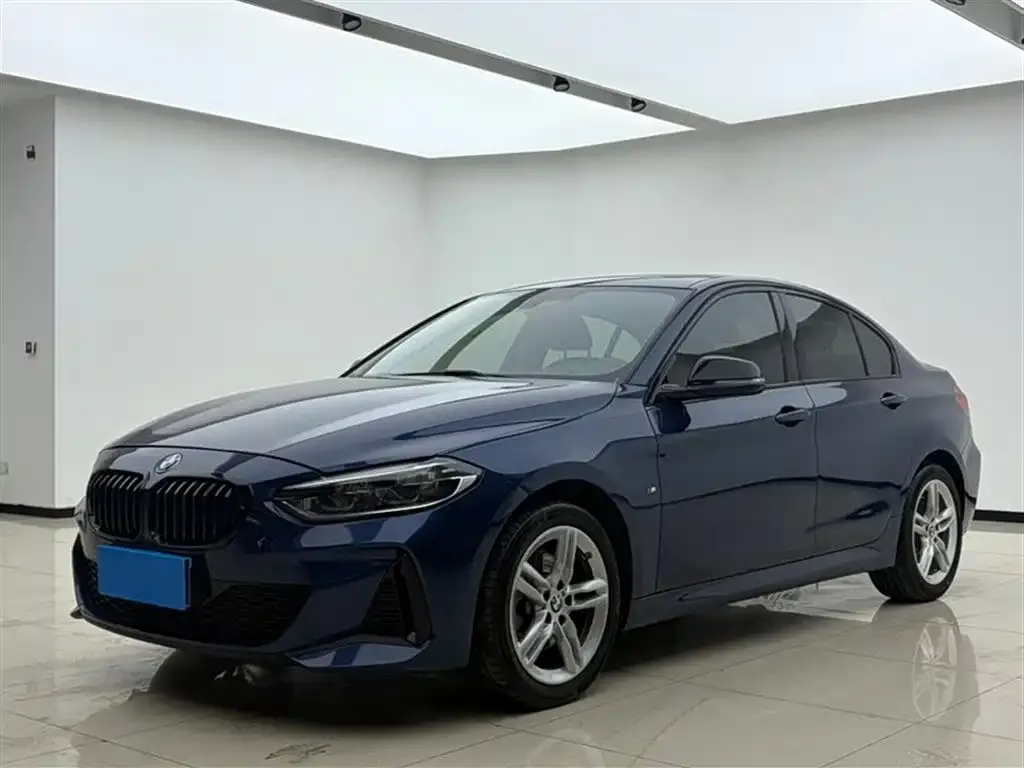 BMW 1 Series — фото 1