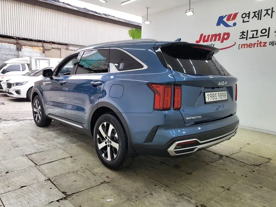 Kia Sorento — фото 3
