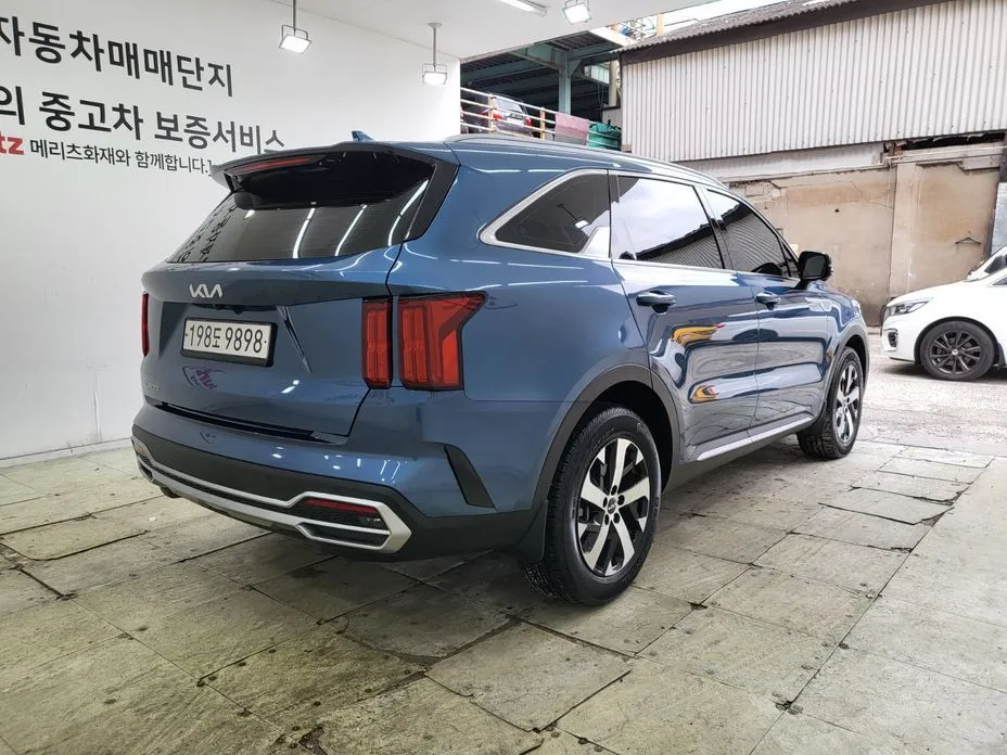 Kia Sorento — фото 5