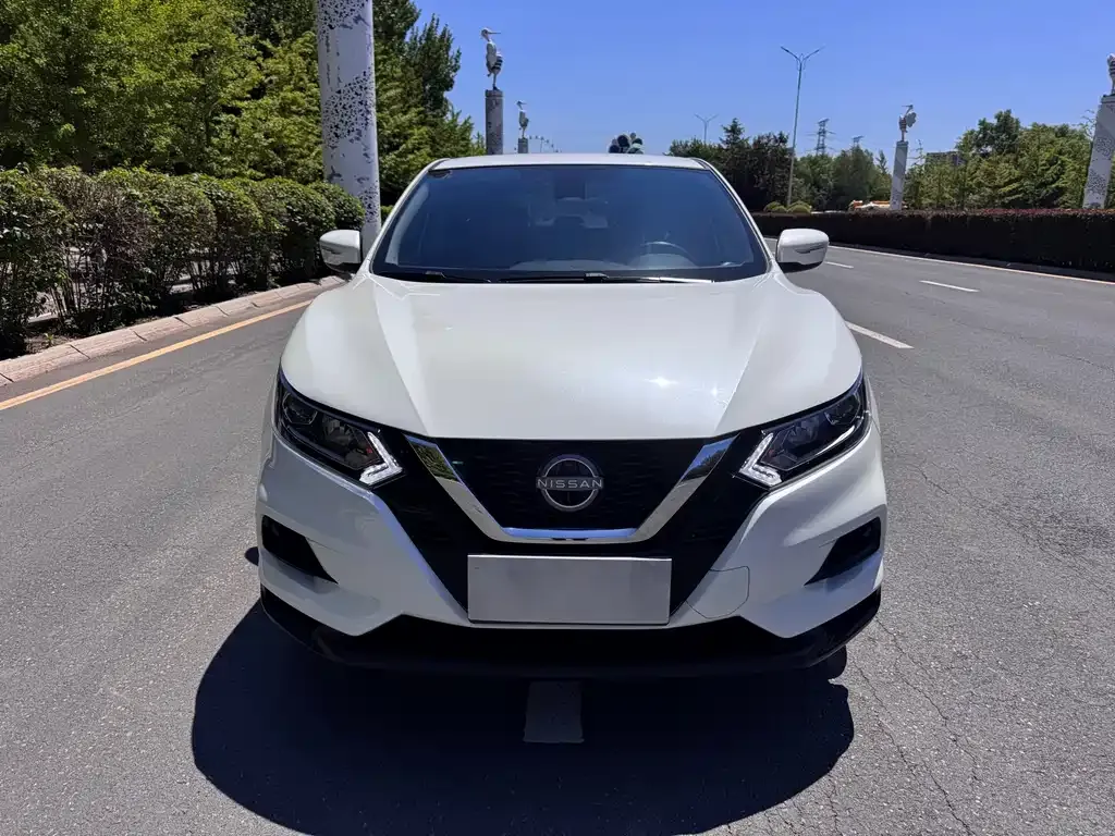 Nissan Qashqai — фото 4
