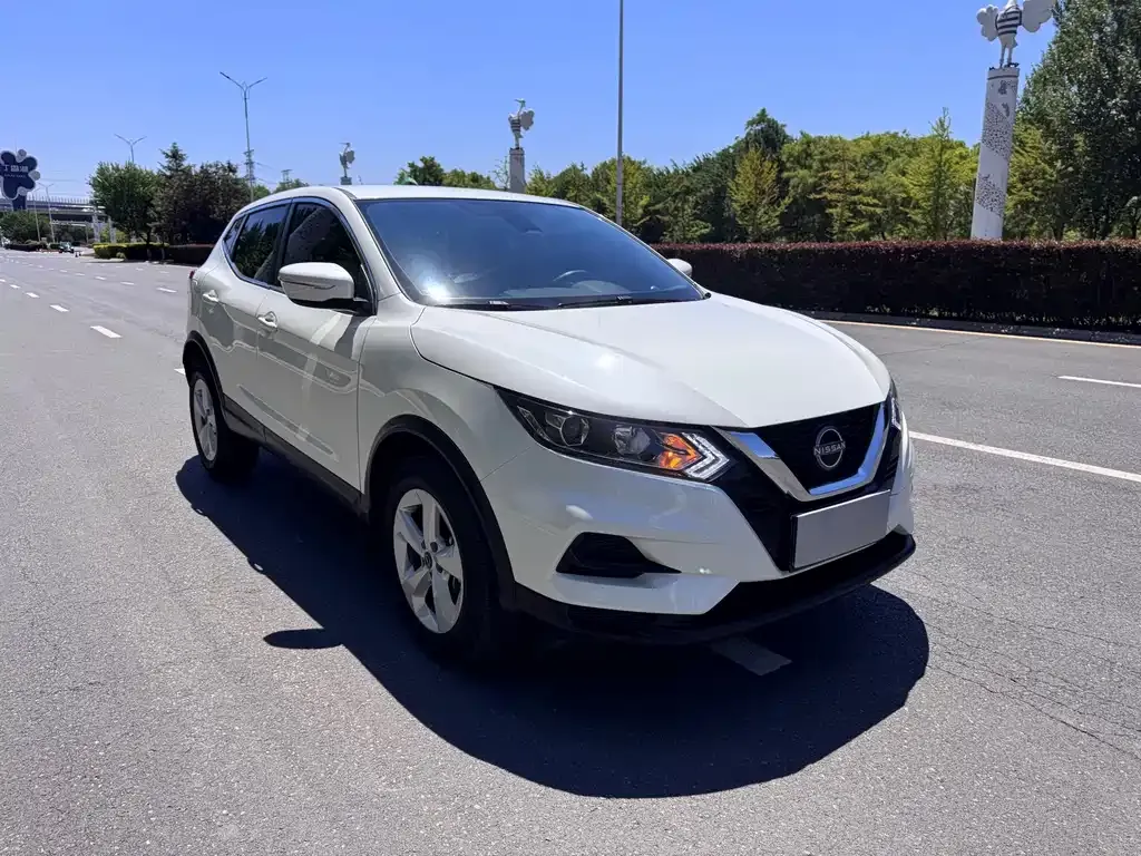 Nissan Qashqai — фото 3