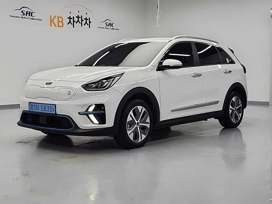 Kia Niro — фото 1