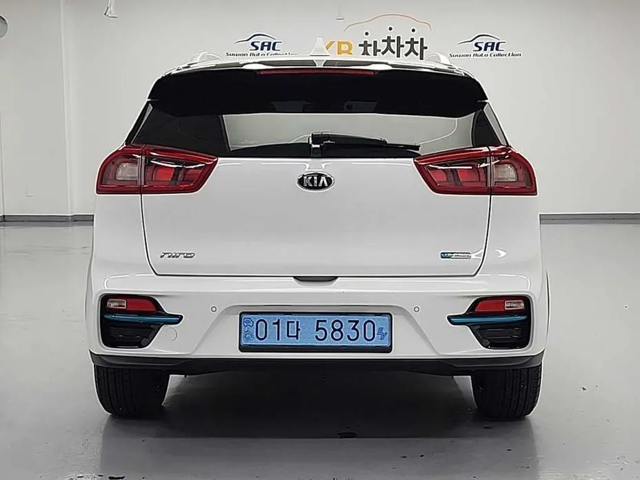 Kia Niro — фото 5