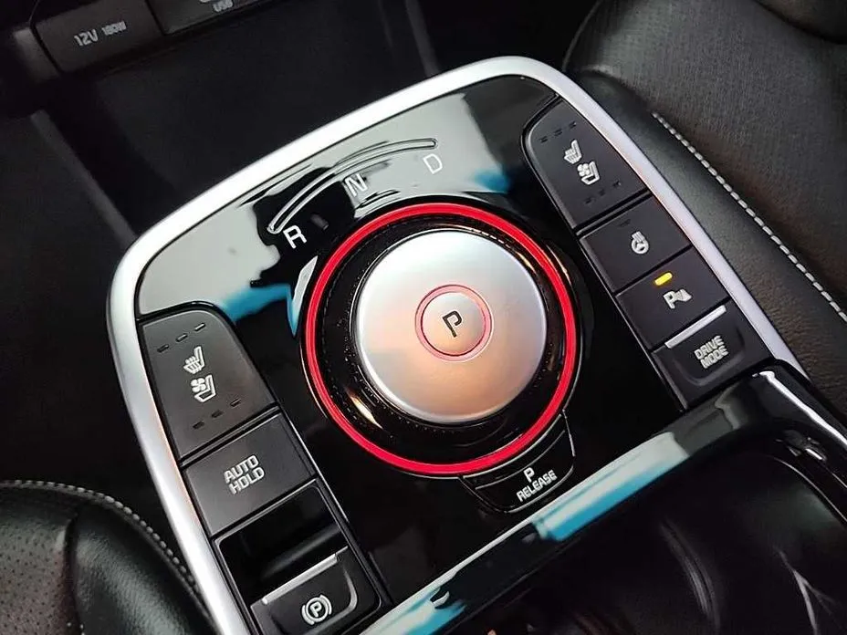 Kia Niro — фото 8