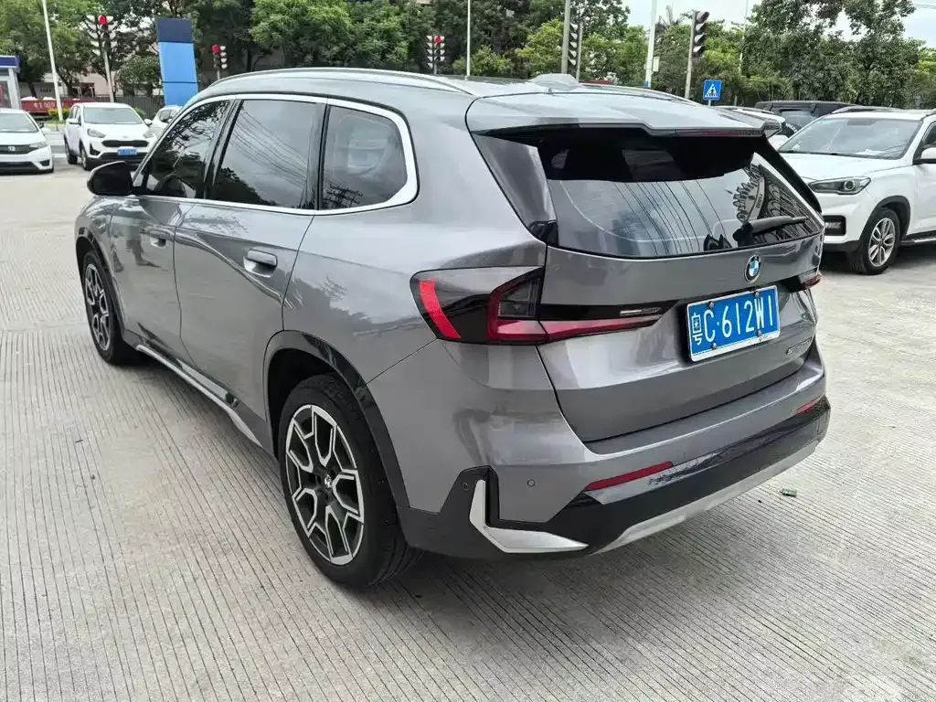 BMW X1 — фото 9