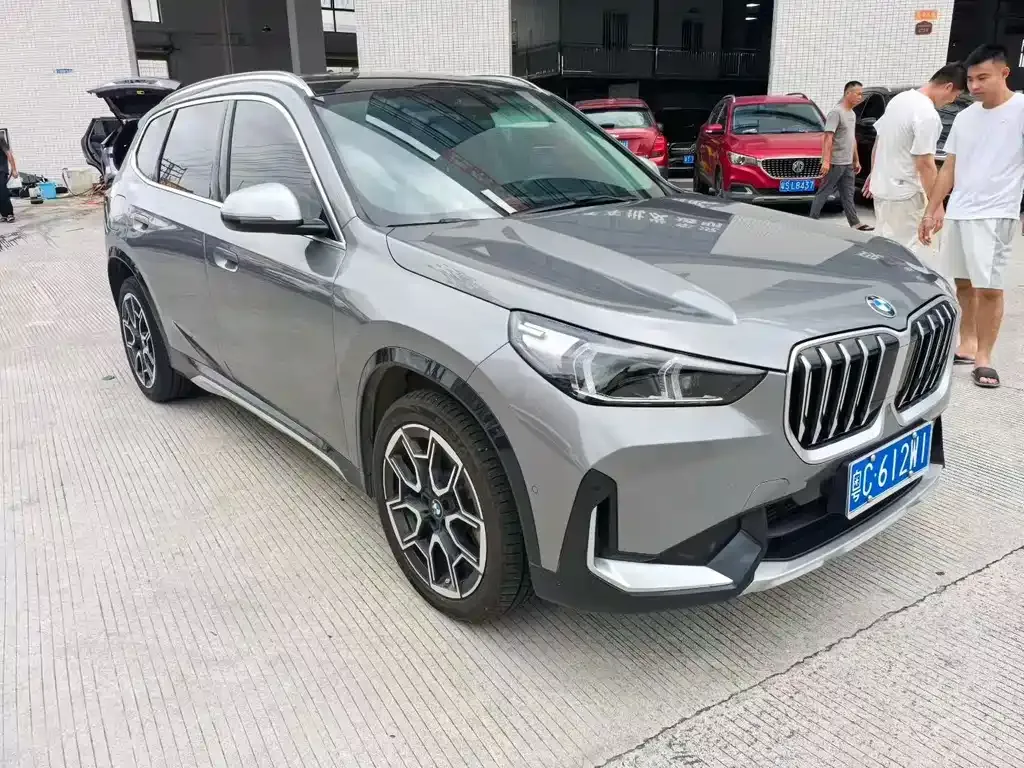 BMW X1 — фото 6
