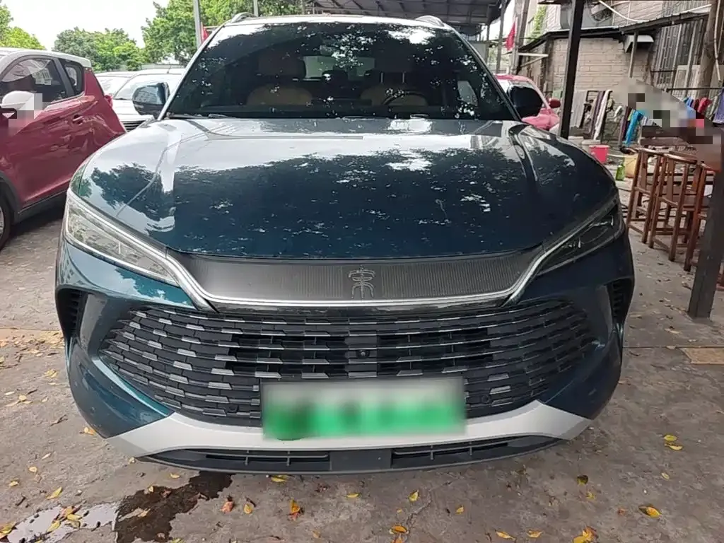 BYD L DM-i — фото 8