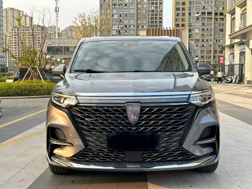 Roewe iMAX8 — фото 1