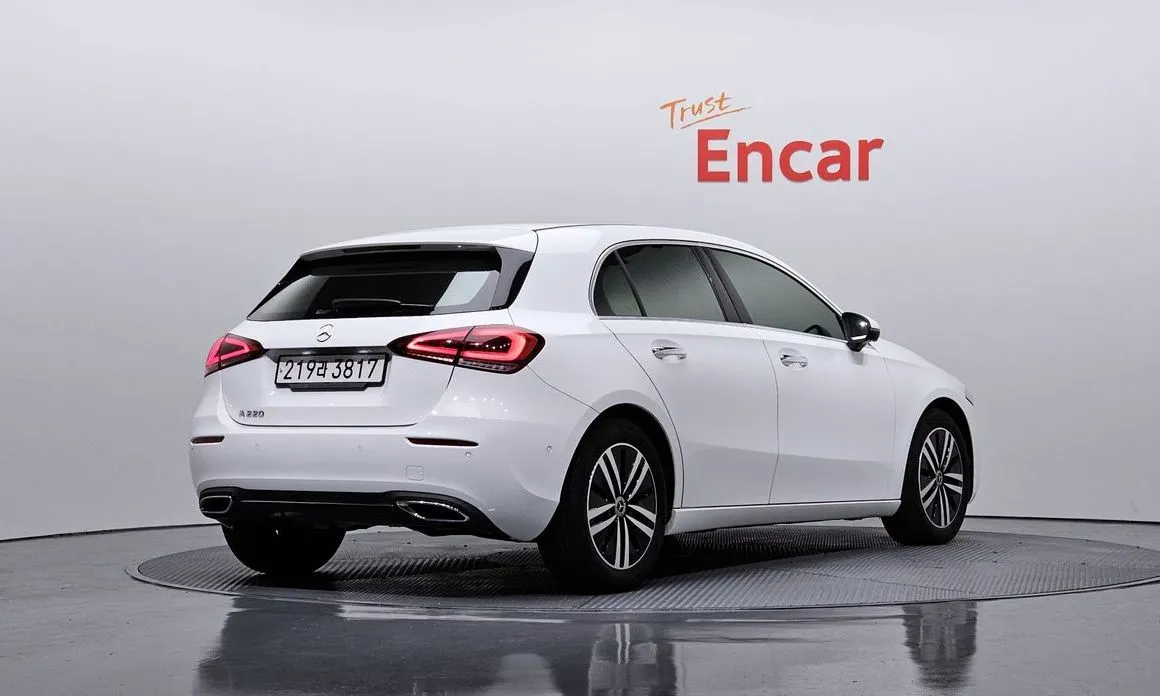 Mercedes-Benz A-Class — фото 6