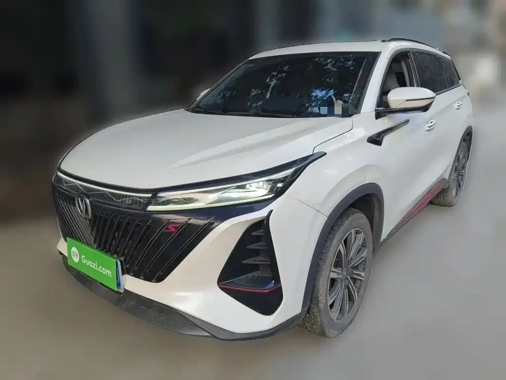 Changan CS75 PLUS — фото 1
