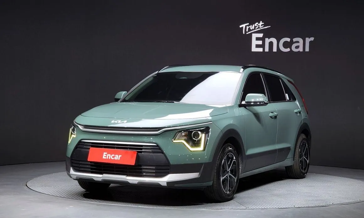 Kia Niro — фото 1