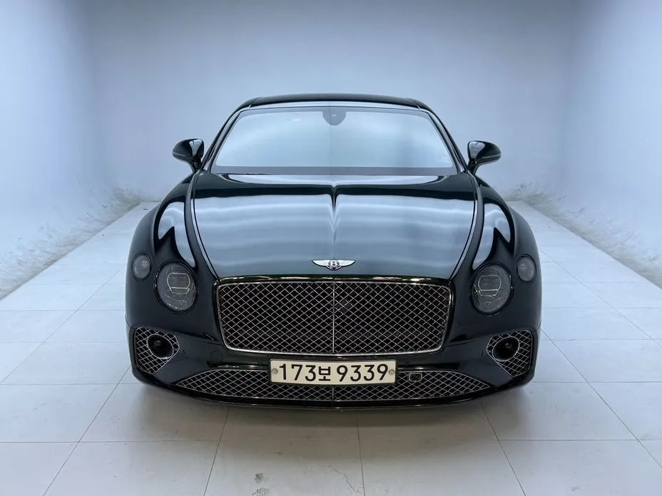 Bentley Continental — фото 1