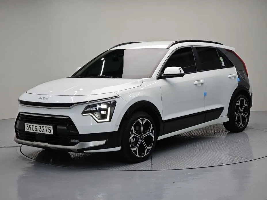 Kia Niro — фото 1