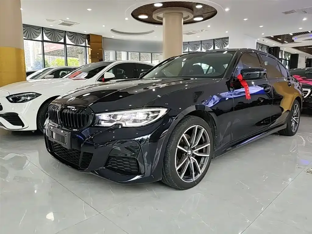 BMW 3 Series — фото 1