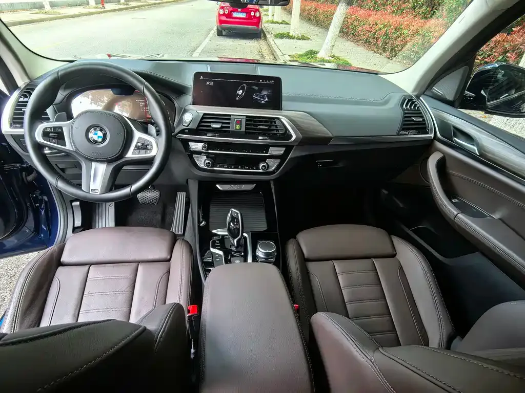 BMW X3 — фото 4