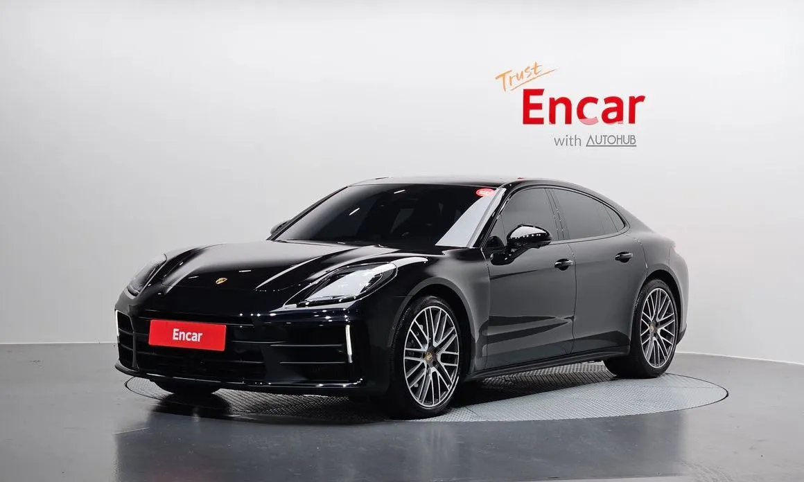 Porsche Panamera — фото 1