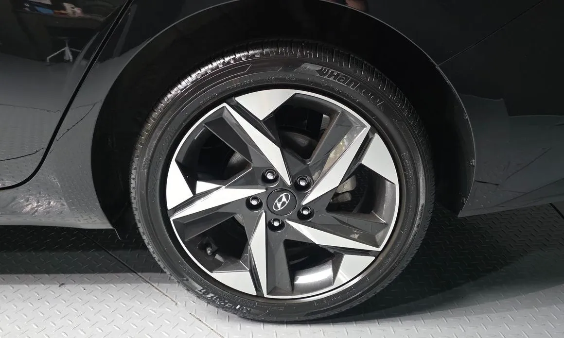 Hyundai AVANTE — фото 6