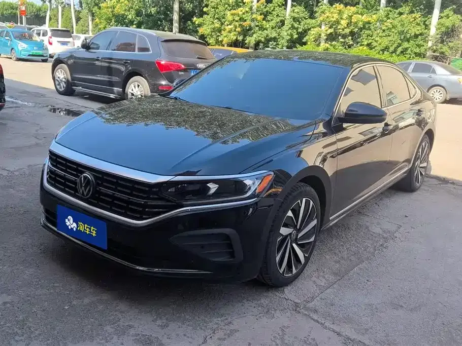 Volkswagen Passat — фото 1