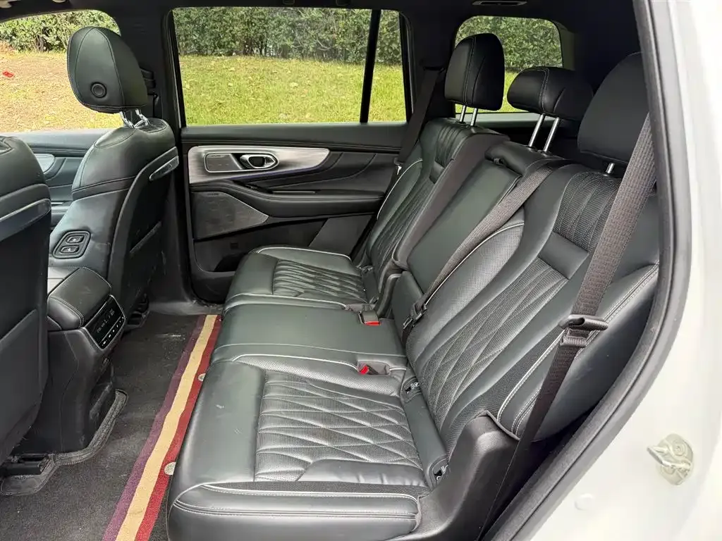 GAC Motor Trumpchi GS8 — фото 2