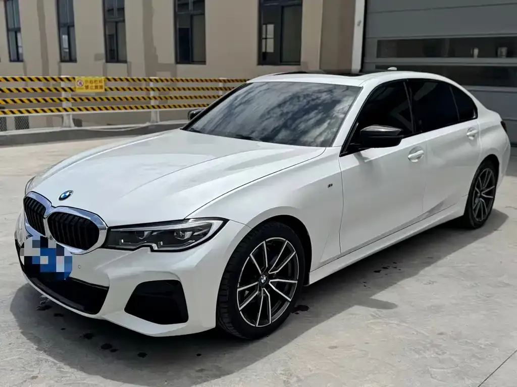 BMW 3 Series — фото 1
