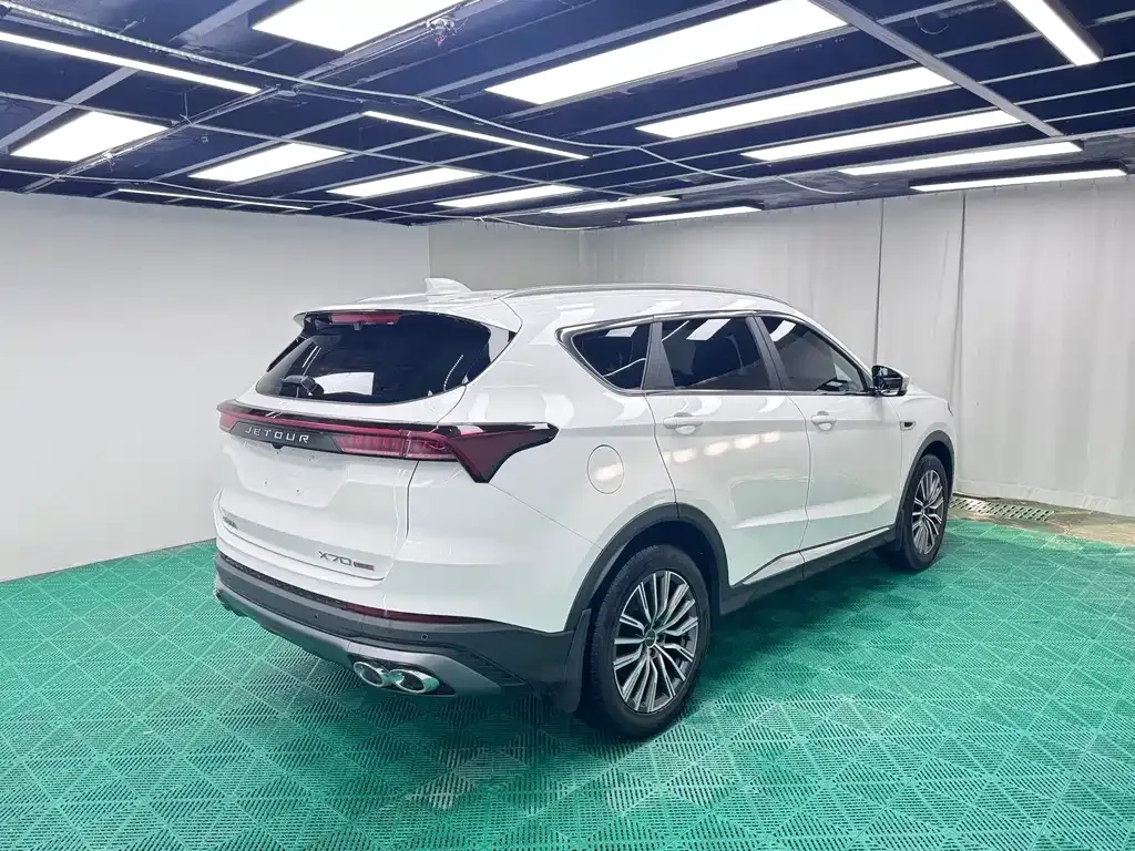 Jetour X70 PLUS — фото 10