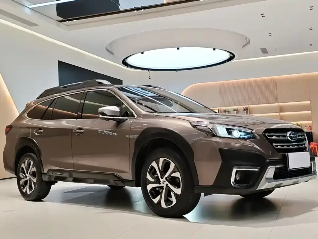 Subaru Outback — фото 10