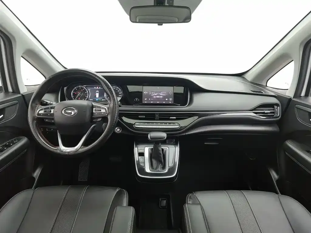 GAC Motor Trumpchi M6 — фото 8