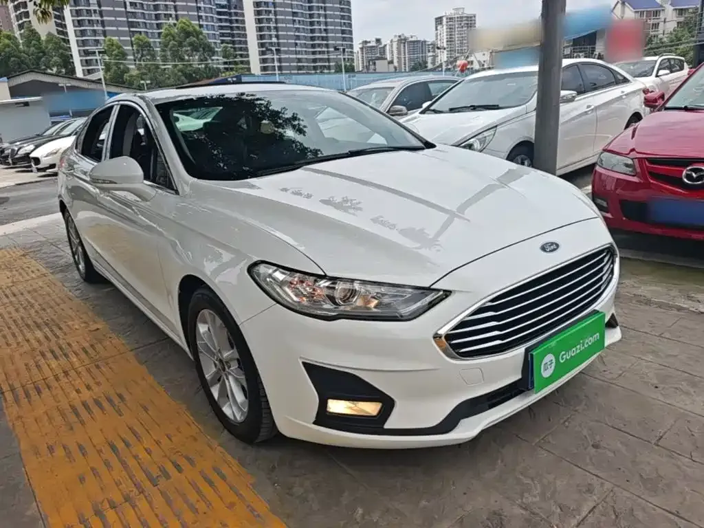 Ford Mondeo — фото 10