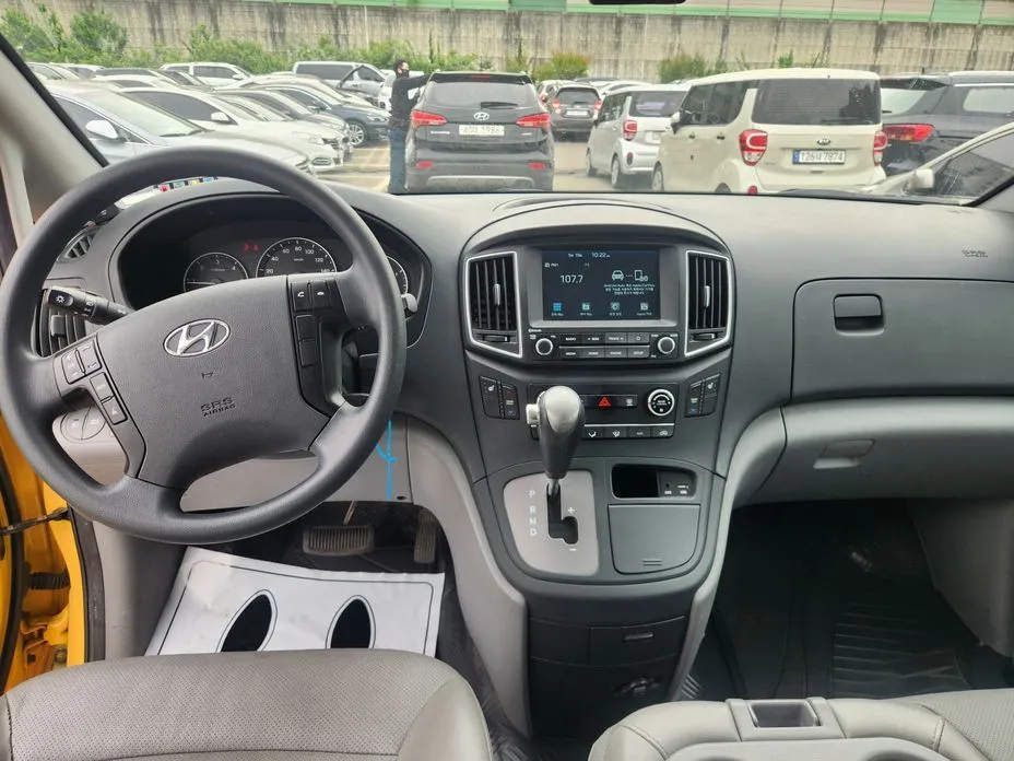 Hyundai Starex — фото 4