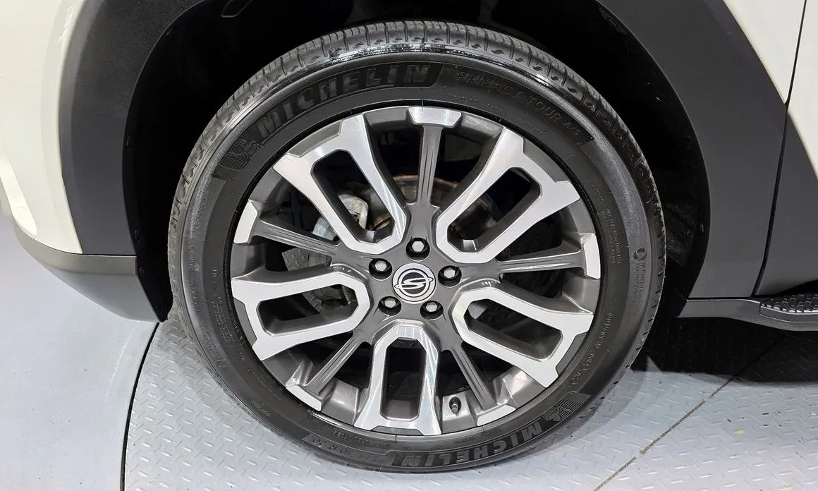 KG Mobility (Ssangyong) Torres — фото 9