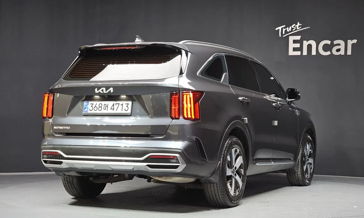 Kia Sorento — фото 9