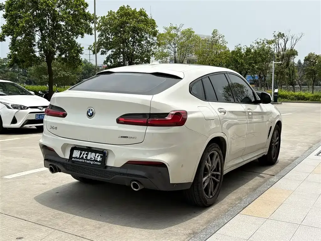 BMW X4 — фото 8