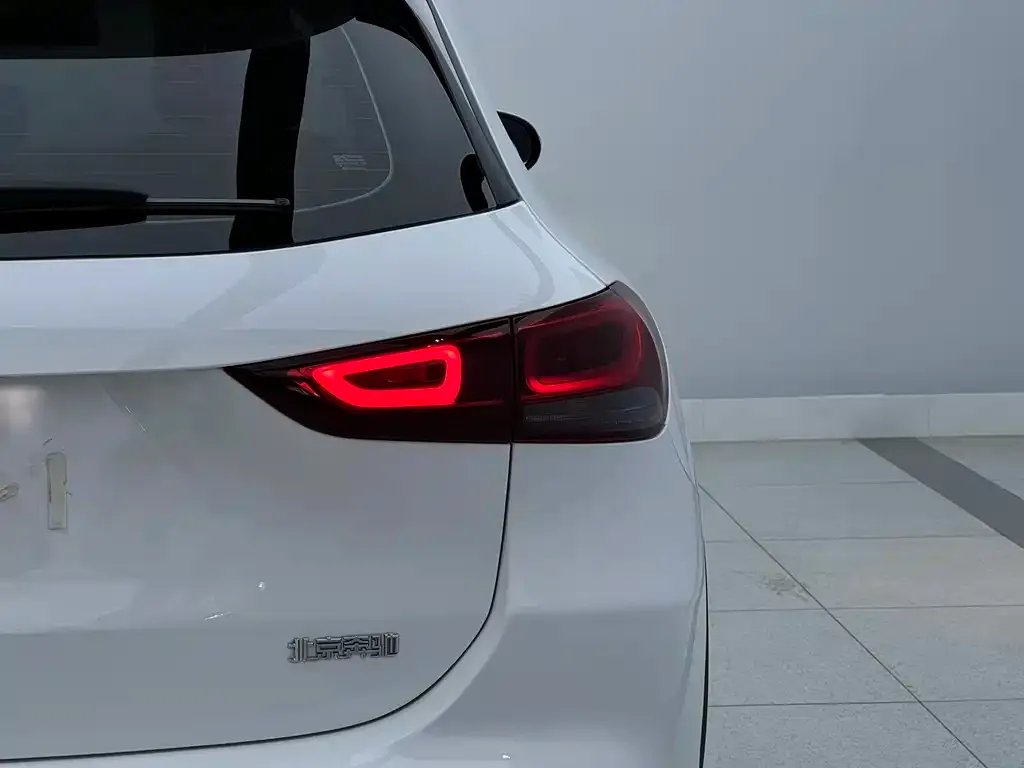 Mercedes-Benz GLA — фото 2